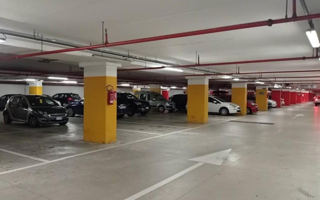 Casa Etruschi - Appartamento Con Posto Auto Livorno Buitenkant foto