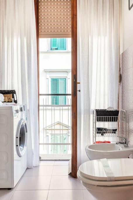 Casa Etruschi - Appartamento Con Posto Auto Livorno Buitenkant foto