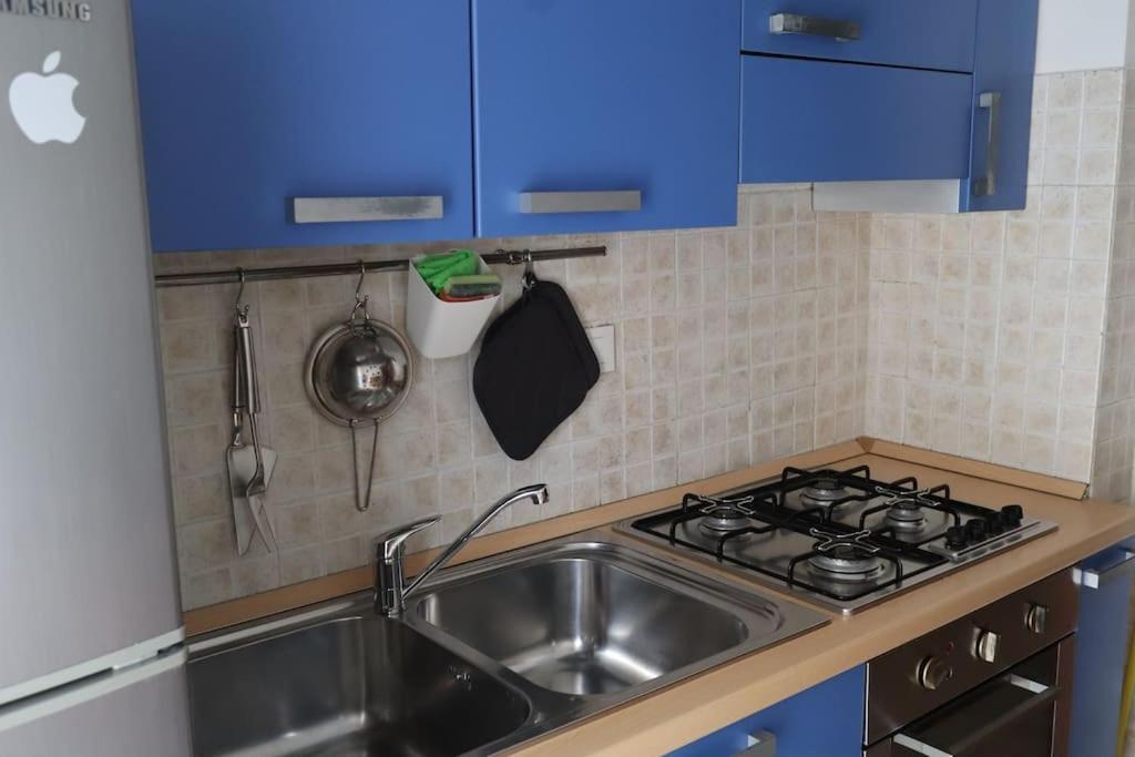 Casa Etruschi - Appartamento Con Posto Auto Livorno Buitenkant foto