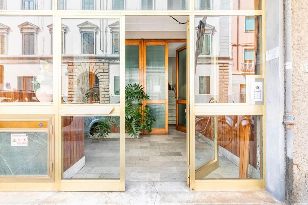 Casa Etruschi - Appartamento Con Posto Auto Livorno Buitenkant foto